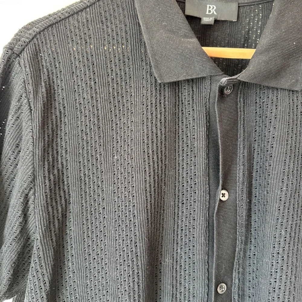 Banana Republic Mens Black Crochet Knit Collared Button Down - Picture 2 of 4